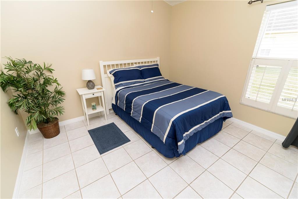 11136 CRYSTAL GLEN BOULEVARD, ORLANDO, Florida 32837, 5 Bedrooms Bedrooms, 6 Rooms Rooms,3 BathroomsBathrooms,Residential,For sale,CRYSTAL GLEN,O5558921