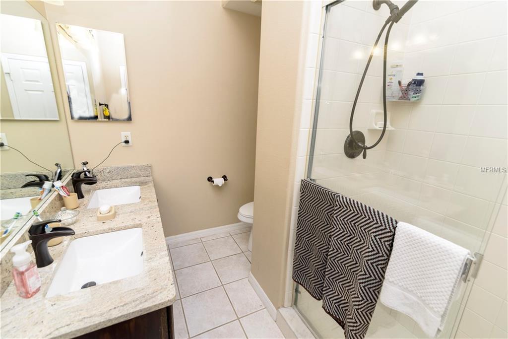 11136 CRYSTAL GLEN BOULEVARD, ORLANDO, Florida 32837, 5 Bedrooms Bedrooms, 6 Rooms Rooms,3 BathroomsBathrooms,Residential,For sale,CRYSTAL GLEN,O5558921