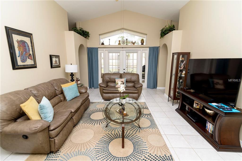 11136 CRYSTAL GLEN BOULEVARD, ORLANDO, Florida 32837, 5 Bedrooms Bedrooms, 6 Rooms Rooms,3 BathroomsBathrooms,Residential,For sale,CRYSTAL GLEN,O5558921