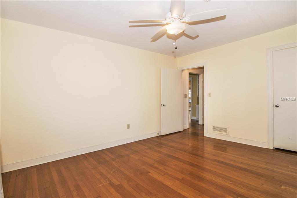 317 24TH STREET W, BRADENTON, Florida 34205, 3 Bedrooms Bedrooms, 6 Rooms Rooms,2 BathroomsBathrooms,Residential,For sale,24TH,U7846132