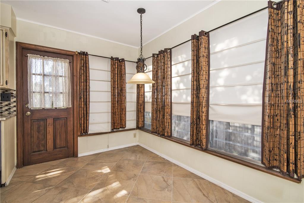 317 24TH STREET W, BRADENTON, Florida 34205, 3 Bedrooms Bedrooms, 6 Rooms Rooms,2 BathroomsBathrooms,Residential,For sale,24TH,U7846132