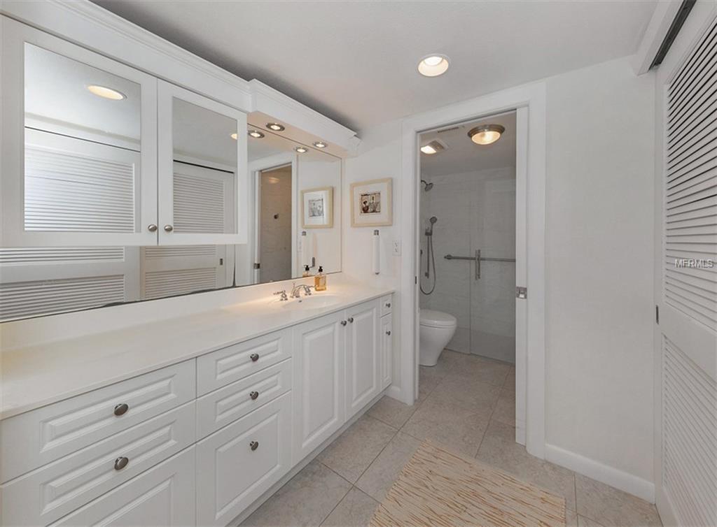 700 GOLDEN BEACH BLVD, VENICE, Florida 34285, 2 Bedrooms Bedrooms, 7 Rooms Rooms,2 BathroomsBathrooms,Residential,For sale,GOLDEN BEACH BLVD,N5916280