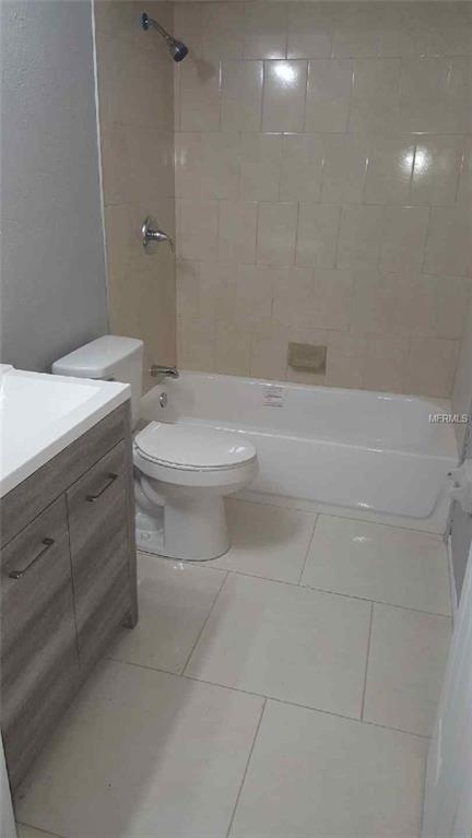 2224 GABARONE BOULEVARD, AUBURNDALE, Florida 33823, 3 Bedrooms Bedrooms, 3 Rooms Rooms,1 BathroomBathrooms,Residential,For sale,GABARONE,T2927807