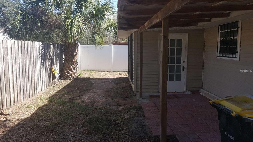 2224 GABARONE BOULEVARD, AUBURNDALE, Florida 33823, 3 Bedrooms Bedrooms, 3 Rooms Rooms,1 BathroomBathrooms,Residential,For sale,GABARONE,T2927807
