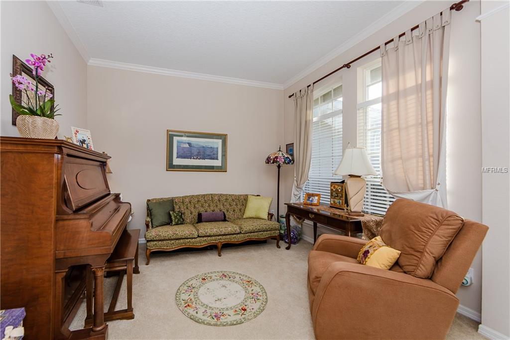 10826 PIPING ROCK CIRCLE, ORLANDO, Florida 32817, 3 Bedrooms Bedrooms, 7 Rooms Rooms,2 BathroomsBathrooms,Residential,For sale,PIPING ROCK,O5561444