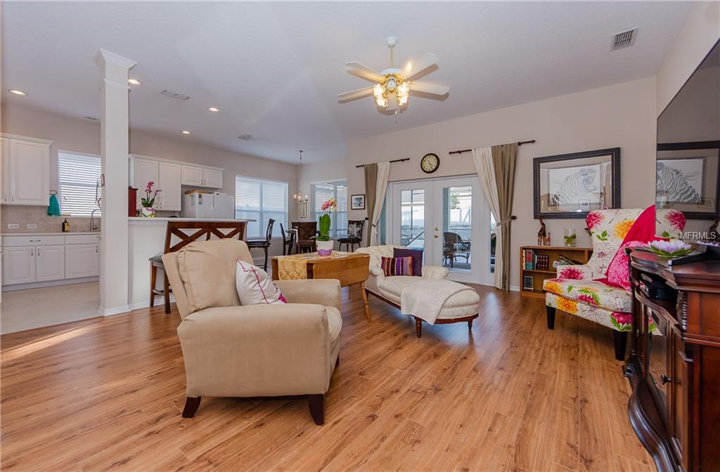 10826 PIPING ROCK CIRCLE, ORLANDO, Florida 32817, 3 Bedrooms Bedrooms, 7 Rooms Rooms,2 BathroomsBathrooms,Residential,For sale,PIPING ROCK,O5561444