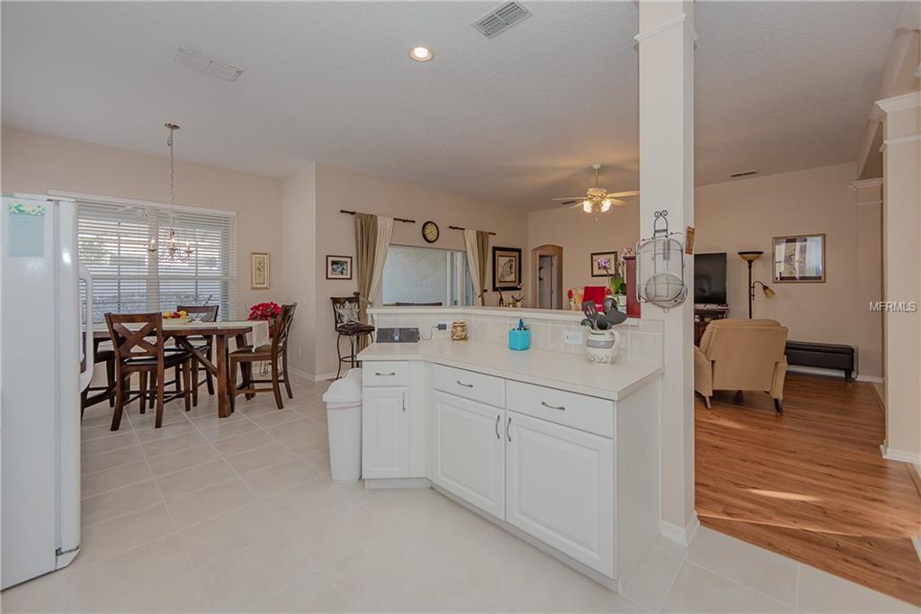 10826 PIPING ROCK CIRCLE, ORLANDO, Florida 32817, 3 Bedrooms Bedrooms, 7 Rooms Rooms,2 BathroomsBathrooms,Residential,For sale,PIPING ROCK,O5561444