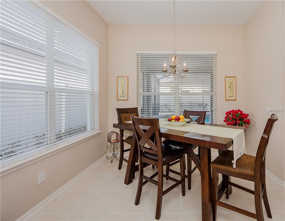 10826 PIPING ROCK CIRCLE, ORLANDO, Florida 32817, 3 Bedrooms Bedrooms, 7 Rooms Rooms,2 BathroomsBathrooms,Residential,For sale,PIPING ROCK,O5561444