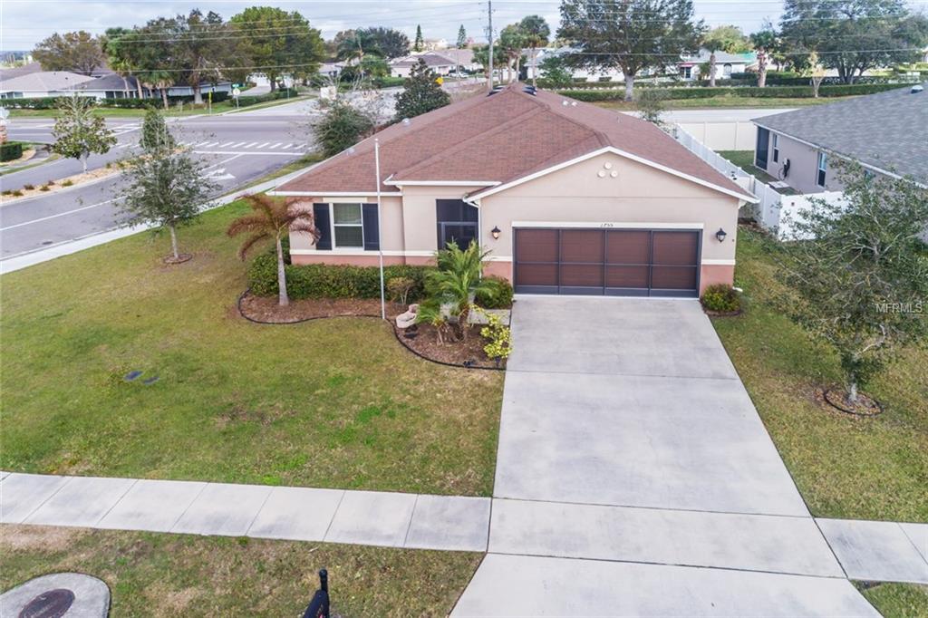 1755 COLLEGE PARK DRIVE, TAVARES, Florida 32778, 4 Bedrooms Bedrooms, 8 Rooms Rooms,2 BathroomsBathrooms,Residential,For sale,COLLEGE PARK,G4852745