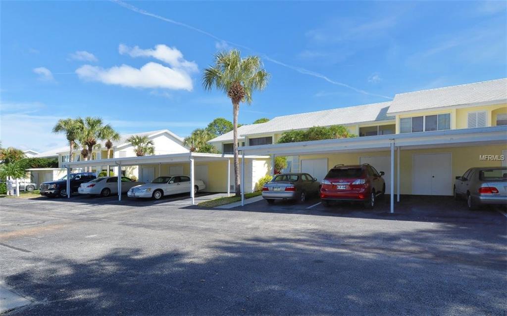 414 CERROMAR CIRCLE S, VENICE, Florida 34293, 2 Bedrooms Bedrooms, 7 Rooms Rooms,2 BathroomsBathrooms,Residential,For sale,CERROMAR,A4209961