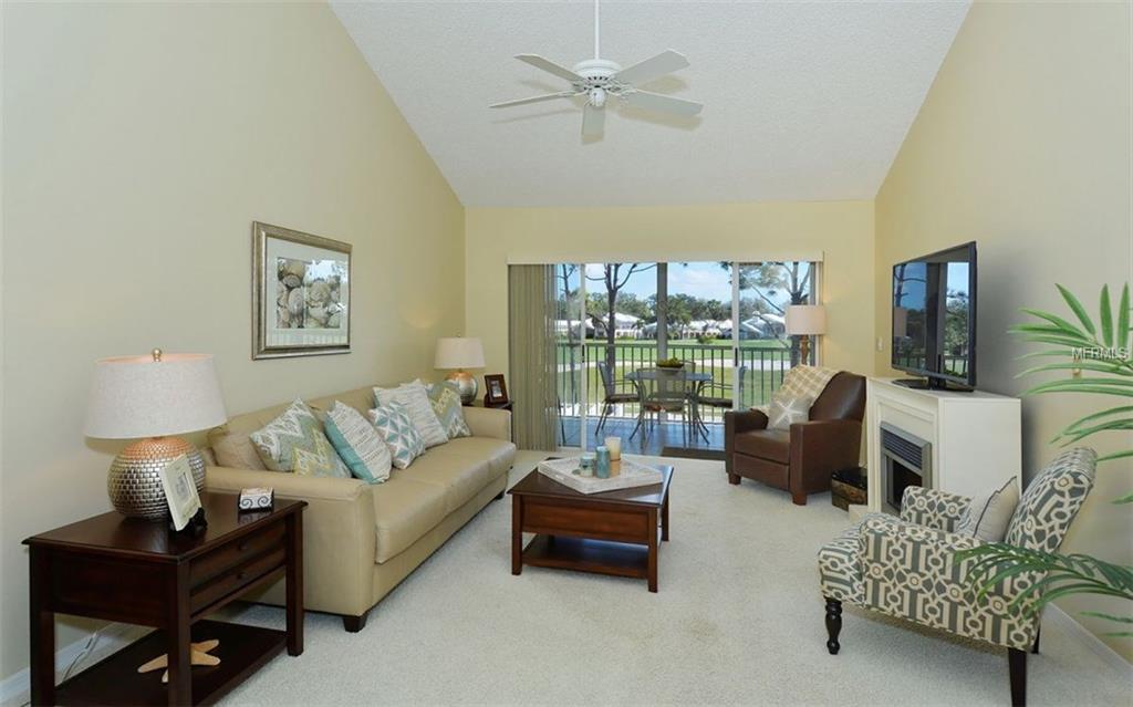 414 CERROMAR CIRCLE S, VENICE, Florida 34293, 2 Bedrooms Bedrooms, 7 Rooms Rooms,2 BathroomsBathrooms,Residential,For sale,CERROMAR,A4209961