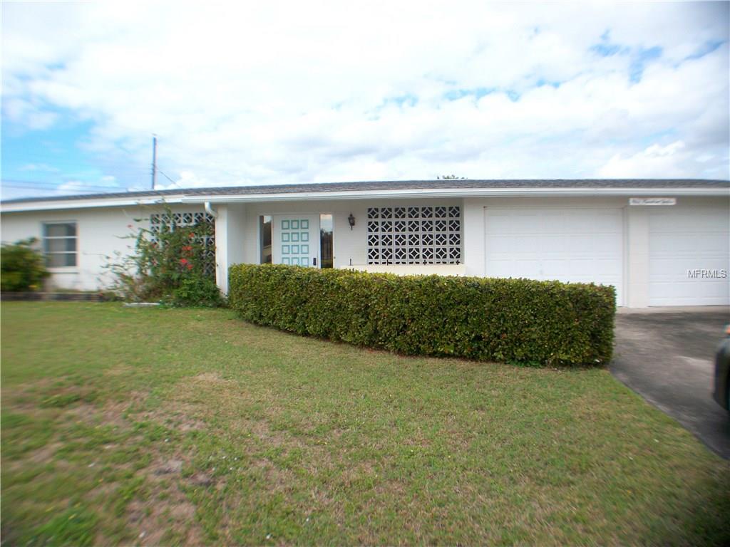 112 FRANCIS DRIVE NE, PORT CHARLOTTE, Florida 33952, 3 Bedrooms Bedrooms, 6 Rooms Rooms,2 BathroomsBathrooms,Residential,For sale,FRANCIS,C7249149