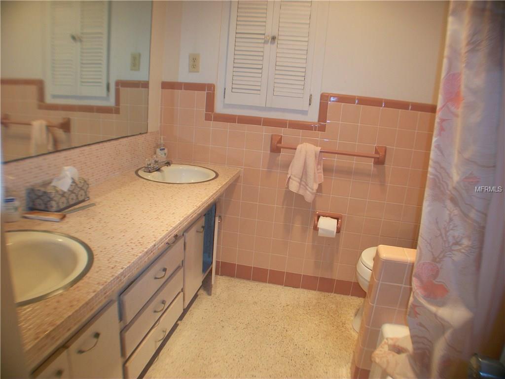 112 FRANCIS DRIVE NE, PORT CHARLOTTE, Florida 33952, 3 Bedrooms Bedrooms, 6 Rooms Rooms,2 BathroomsBathrooms,Residential,For sale,FRANCIS,C7249149