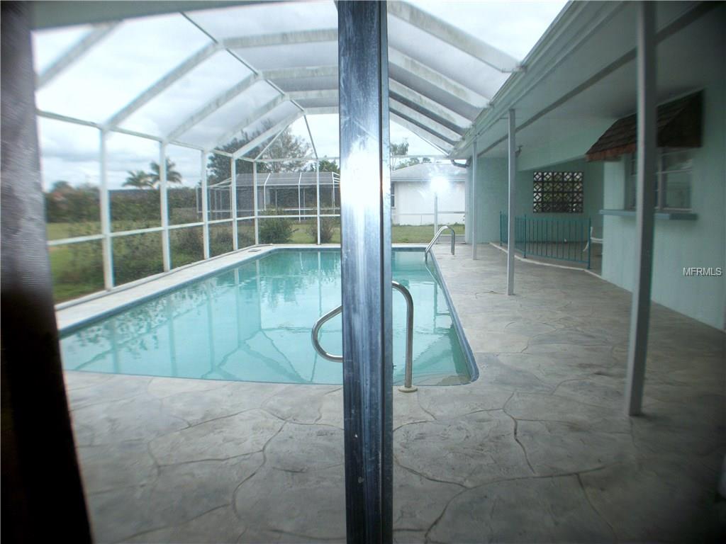112 FRANCIS DRIVE NE, PORT CHARLOTTE, Florida 33952, 3 Bedrooms Bedrooms, 6 Rooms Rooms,2 BathroomsBathrooms,Residential,For sale,FRANCIS,C7249149