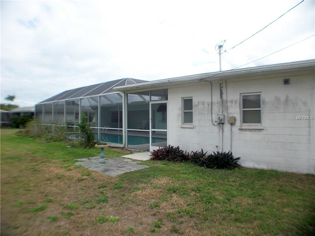 112 FRANCIS DRIVE NE, PORT CHARLOTTE, Florida 33952, 3 Bedrooms Bedrooms, 6 Rooms Rooms,2 BathroomsBathrooms,Residential,For sale,FRANCIS,C7249149