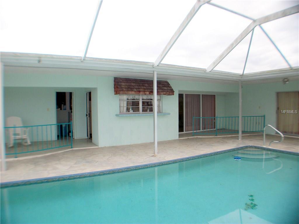 112 FRANCIS DRIVE NE, PORT CHARLOTTE, Florida 33952, 3 Bedrooms Bedrooms, 6 Rooms Rooms,2 BathroomsBathrooms,Residential,For sale,FRANCIS,C7249149