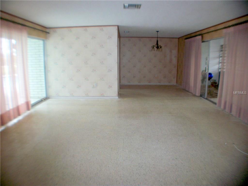 112 FRANCIS DRIVE NE, PORT CHARLOTTE, Florida 33952, 3 Bedrooms Bedrooms, 6 Rooms Rooms,2 BathroomsBathrooms,Residential,For sale,FRANCIS,C7249149