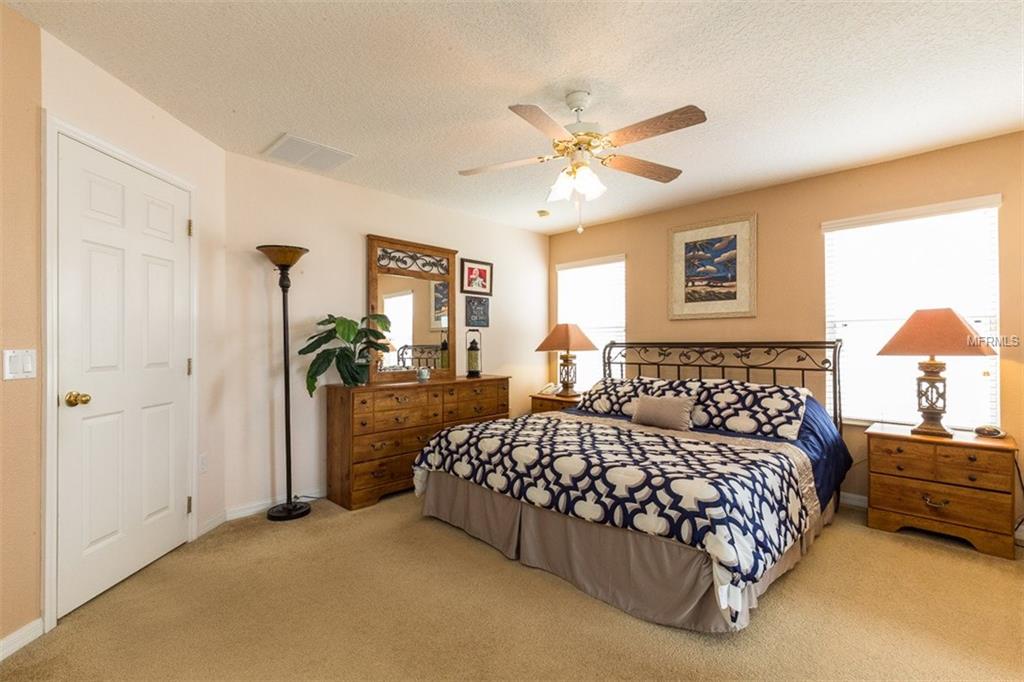 142 BAY LEAF LANE, DAVENPORT, Florida 33896, 5 Bedrooms Bedrooms, 8 Rooms Rooms,3 BathroomsBathrooms,Residential,For sale,BAY LEAF,O5516966