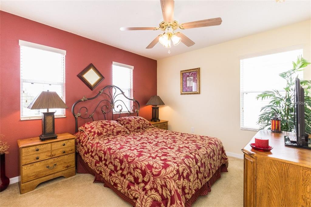 142 BAY LEAF LANE, DAVENPORT, Florida 33896, 5 Bedrooms Bedrooms, 8 Rooms Rooms,3 BathroomsBathrooms,Residential,For sale,BAY LEAF,O5516966