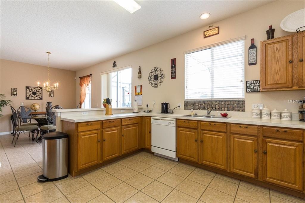 142 BAY LEAF LANE, DAVENPORT, Florida 33896, 5 Bedrooms Bedrooms, 8 Rooms Rooms,3 BathroomsBathrooms,Residential,For sale,BAY LEAF,O5516966