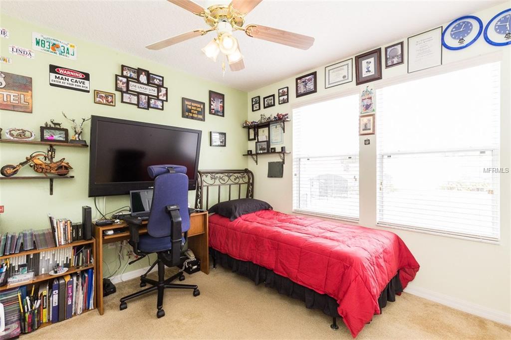 142 BAY LEAF LANE, DAVENPORT, Florida 33896, 5 Bedrooms Bedrooms, 8 Rooms Rooms,3 BathroomsBathrooms,Residential,For sale,BAY LEAF,O5516966