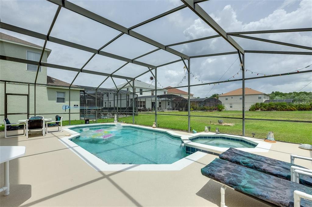 142 BAY LEAF LANE, DAVENPORT, Florida 33896, 5 Bedrooms Bedrooms, 8 Rooms Rooms,3 BathroomsBathrooms,Residential,For sale,BAY LEAF,O5516966
