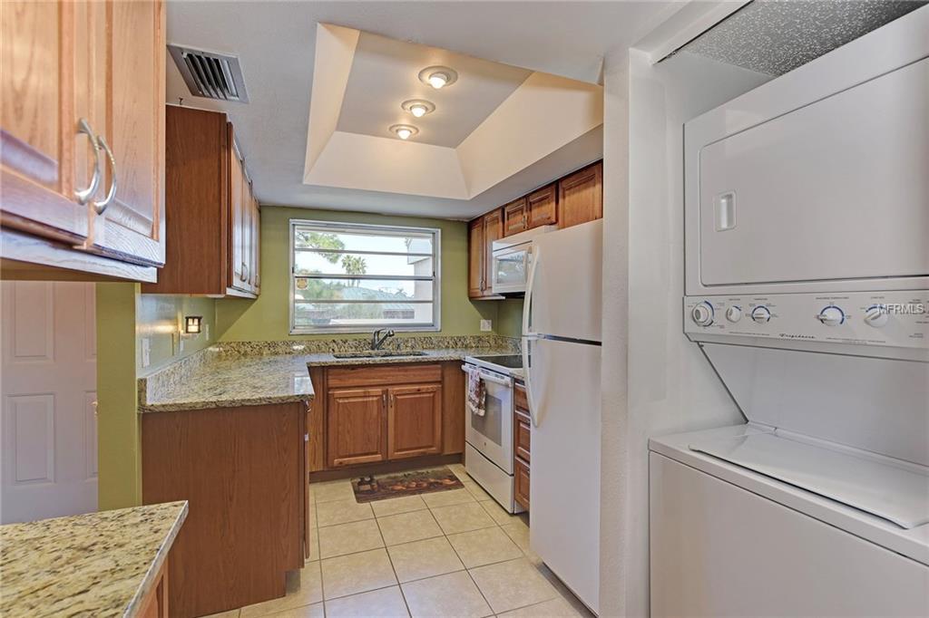 5964 7TH AVENUE W, BRADENTON, Florida 34209, 2 Bedrooms Bedrooms, 4 Rooms Rooms,2 BathroomsBathrooms,Residential,For sale,7TH,A4197056