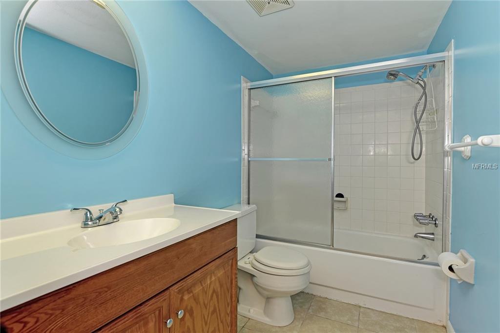 5964 7TH AVENUE W, BRADENTON, Florida 34209, 2 Bedrooms Bedrooms, 4 Rooms Rooms,2 BathroomsBathrooms,Residential,For sale,7TH,A4197056