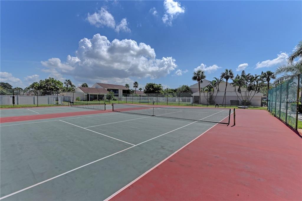 5964 7TH AVENUE W, BRADENTON, Florida 34209, 2 Bedrooms Bedrooms, 4 Rooms Rooms,2 BathroomsBathrooms,Residential,For sale,7TH,A4197056