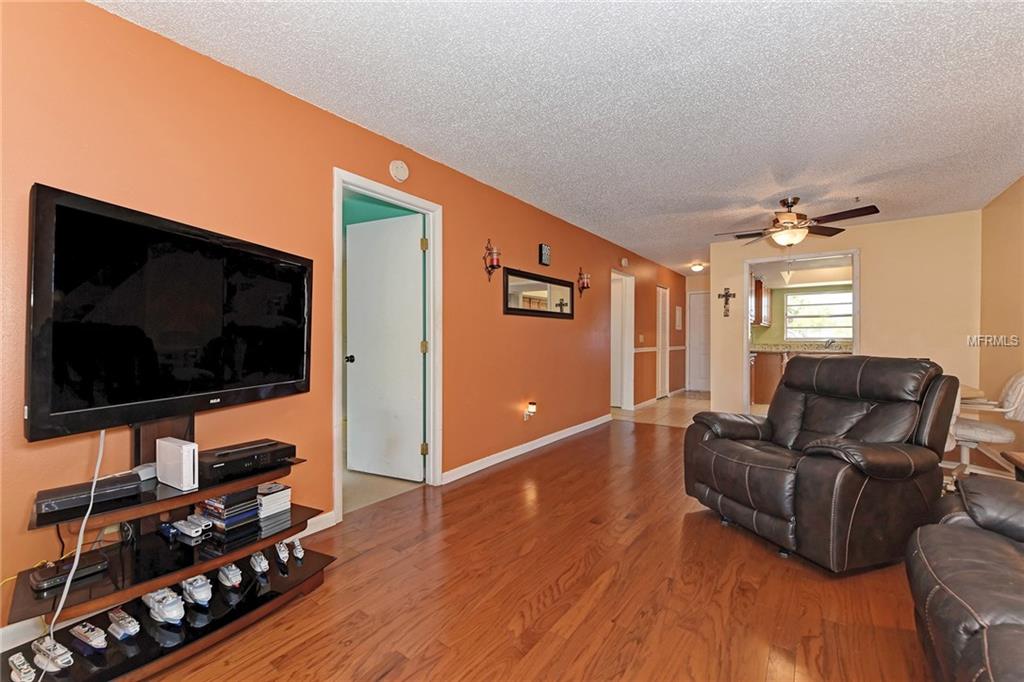 5964 7TH AVENUE W, BRADENTON, Florida 34209, 2 Bedrooms Bedrooms, 4 Rooms Rooms,2 BathroomsBathrooms,Residential,For sale,7TH,A4197056