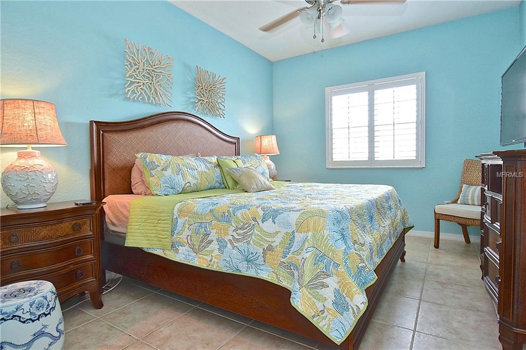 1064 N TAMIAMI TRAIL, SARASOTA, Florida 34236, 2 Bedrooms Bedrooms, 5 Rooms Rooms,2 BathroomsBathrooms,Residential,For sale,TAMIAMI,A4198991