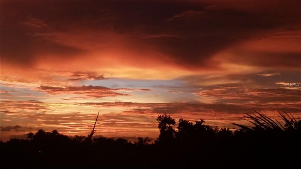 1064 N TAMIAMI TRAIL, SARASOTA, Florida 34236, 2 Bedrooms Bedrooms, 5 Rooms Rooms,2 BathroomsBathrooms,Residential,For sale,TAMIAMI,A4198991