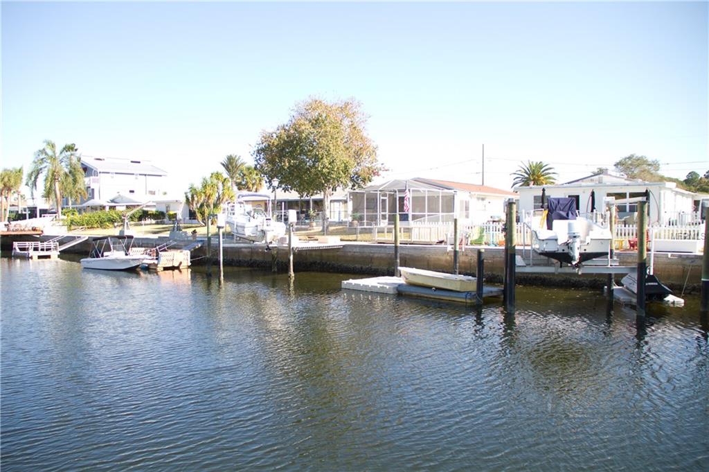 4920 PELICAN DRIVE, NEW PORT RICHEY, Florida 34652, 2 Bedrooms Bedrooms, 5 Rooms Rooms,2 BathroomsBathrooms,Residential,For sale,PELICAN,U7841660