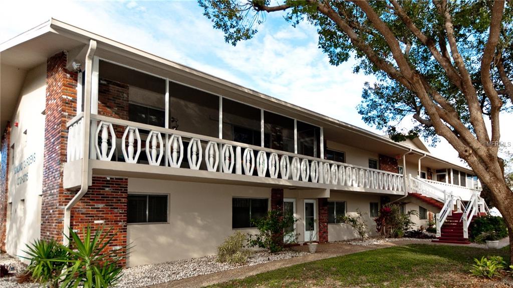 3709 S SCHOOL AVENUE, SARASOTA, Florida 34239, 2 Bedrooms Bedrooms, 5 Rooms Rooms,2 BathroomsBathrooms,Residential,For sale,SCHOOL,A4207825