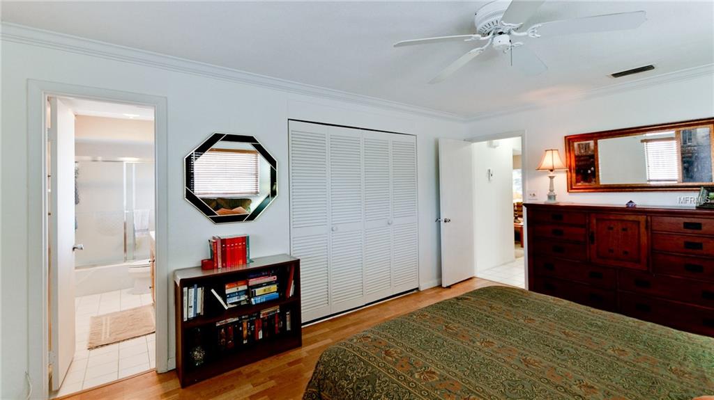 3709 S SCHOOL AVENUE, SARASOTA, Florida 34239, 2 Bedrooms Bedrooms, 5 Rooms Rooms,2 BathroomsBathrooms,Residential,For sale,SCHOOL,A4207825