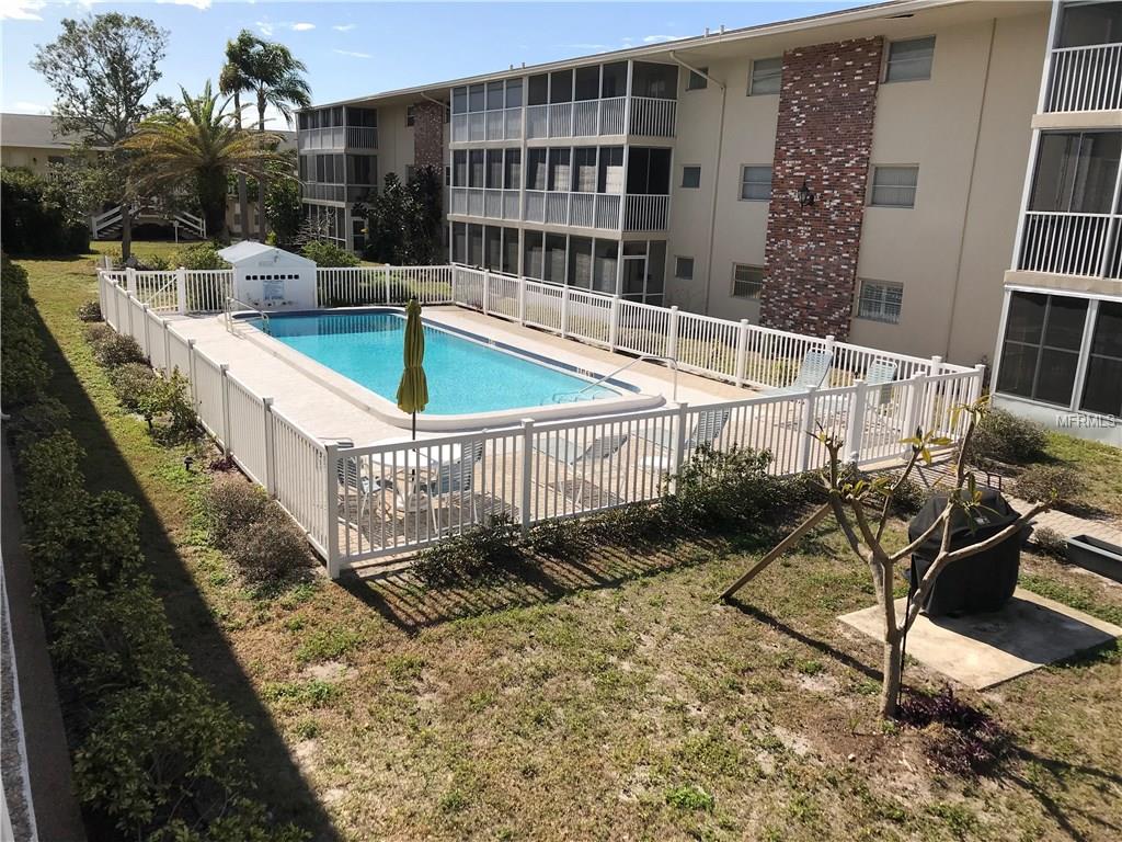 3709 S SCHOOL AVENUE, SARASOTA, Florida 34239, 2 Bedrooms Bedrooms, 5 Rooms Rooms,2 BathroomsBathrooms,Residential,For sale,SCHOOL,A4207825