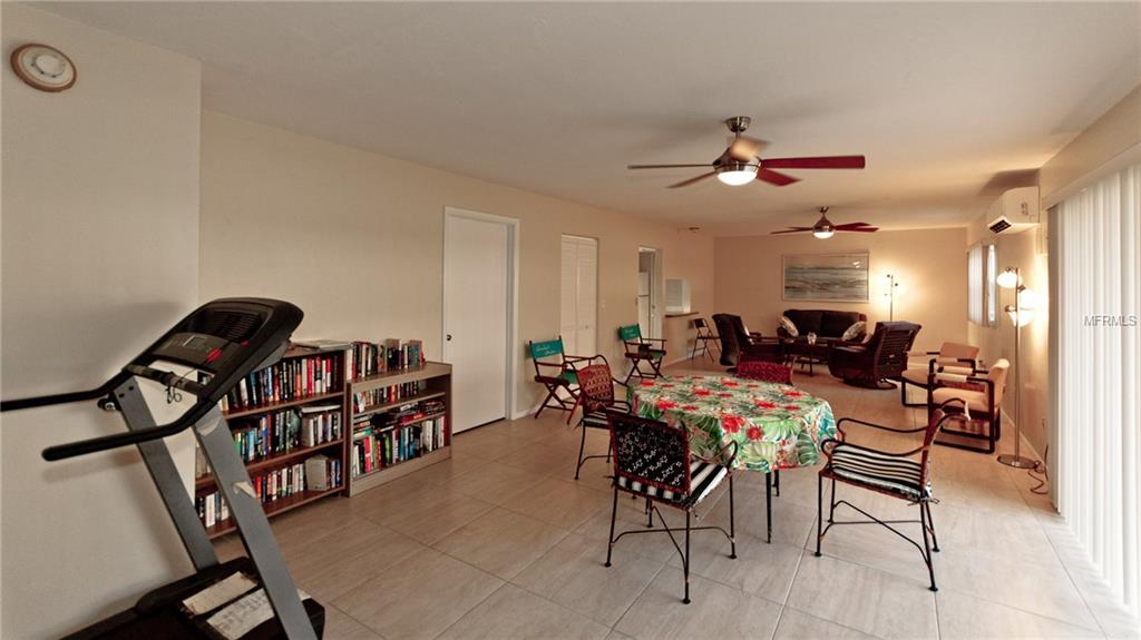 3709 S SCHOOL AVENUE, SARASOTA, Florida 34239, 2 Bedrooms Bedrooms, 5 Rooms Rooms,2 BathroomsBathrooms,Residential,For sale,SCHOOL,A4207825