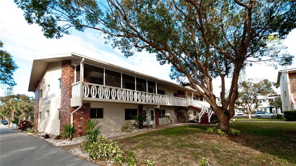 3709 S SCHOOL AVENUE, SARASOTA, Florida 34239, 2 Bedrooms Bedrooms, 5 Rooms Rooms,2 BathroomsBathrooms,Residential,For sale,SCHOOL,A4207825