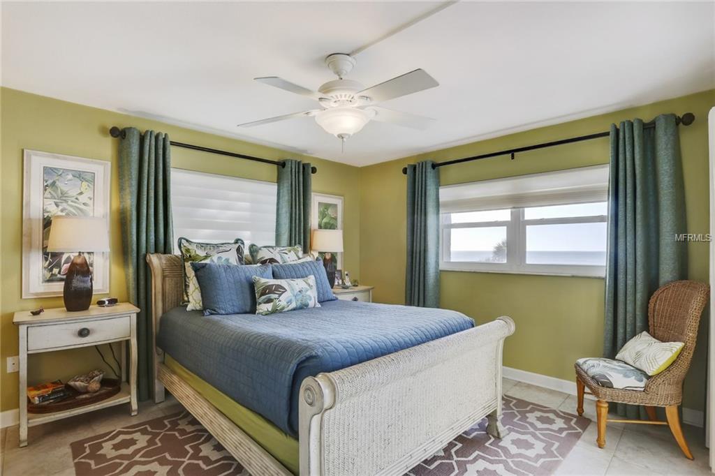 403 GULF WAY, ST PETE BEACH, Florida 33706, 2 Bedrooms Bedrooms, 4 Rooms Rooms,2 BathroomsBathrooms,Residential,For sale,GULF,T2926178