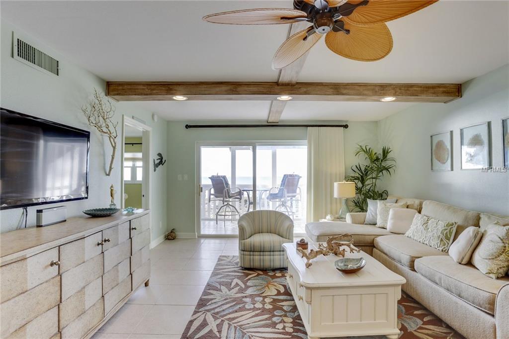 403 GULF WAY, ST PETE BEACH, Florida 33706, 2 Bedrooms Bedrooms, 4 Rooms Rooms,2 BathroomsBathrooms,Residential,For sale,GULF,T2926178