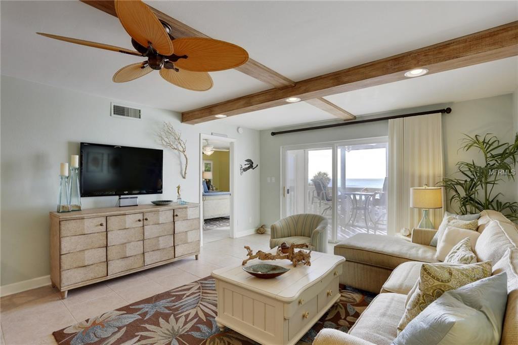 403 GULF WAY, ST PETE BEACH, Florida 33706, 2 Bedrooms Bedrooms, 4 Rooms Rooms,2 BathroomsBathrooms,Residential,For sale,GULF,T2926178