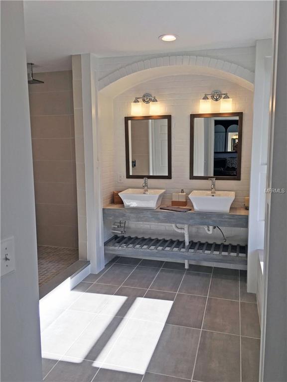 10637 WIKEL LANE, CLERMONT, Florida 34711, 3 Bedrooms Bedrooms, 6 Rooms Rooms,3 BathroomsBathrooms,Residential,For sale,WIKEL,O5560574