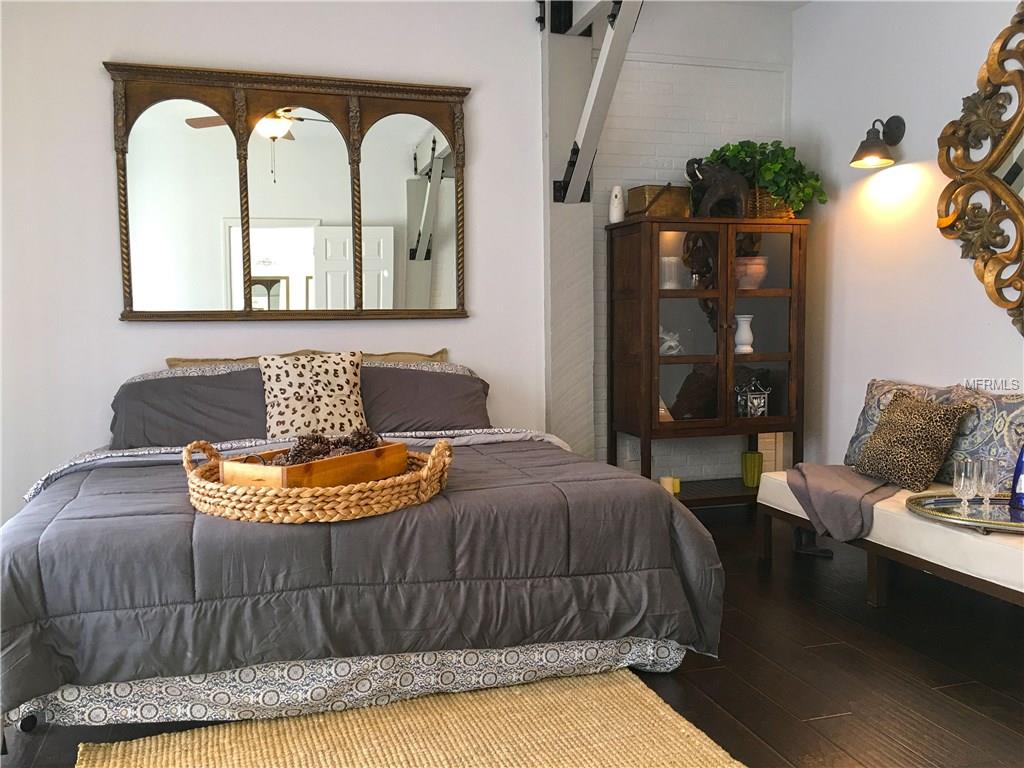 10637 WIKEL LANE, CLERMONT, Florida 34711, 3 Bedrooms Bedrooms, 6 Rooms Rooms,3 BathroomsBathrooms,Residential,For sale,WIKEL,O5560574