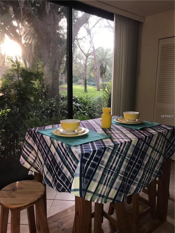 222 SHERWOOD DRIVE, BRADENTON, Florida 34210, 2 Bedrooms Bedrooms, 6 Rooms Rooms,2 BathroomsBathrooms,Residential,For sale,SHERWOOD,A4209422