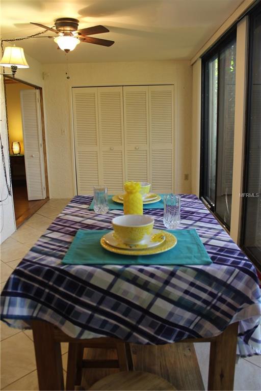 222 SHERWOOD DRIVE, BRADENTON, Florida 34210, 2 Bedrooms Bedrooms, 6 Rooms Rooms,2 BathroomsBathrooms,Residential,For sale,SHERWOOD,A4209422