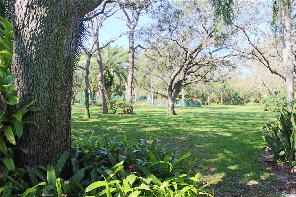 222 SHERWOOD DRIVE, BRADENTON, Florida 34210, 2 Bedrooms Bedrooms, 6 Rooms Rooms,2 BathroomsBathrooms,Residential,For sale,SHERWOOD,A4209422