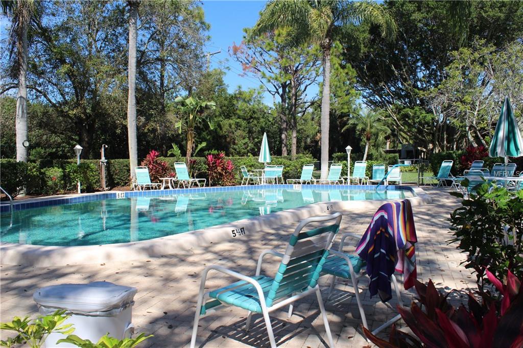 222 SHERWOOD DRIVE, BRADENTON, Florida 34210, 2 Bedrooms Bedrooms, 6 Rooms Rooms,2 BathroomsBathrooms,Residential,For sale,SHERWOOD,A4209422