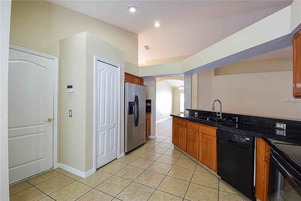 6924 WATERBROOK COURT, GIBSONTON, Florida 33534, 4 Bedrooms Bedrooms, 7 Rooms Rooms,3 BathroomsBathrooms,Residential,For sale,WATERBROOK,T2928044