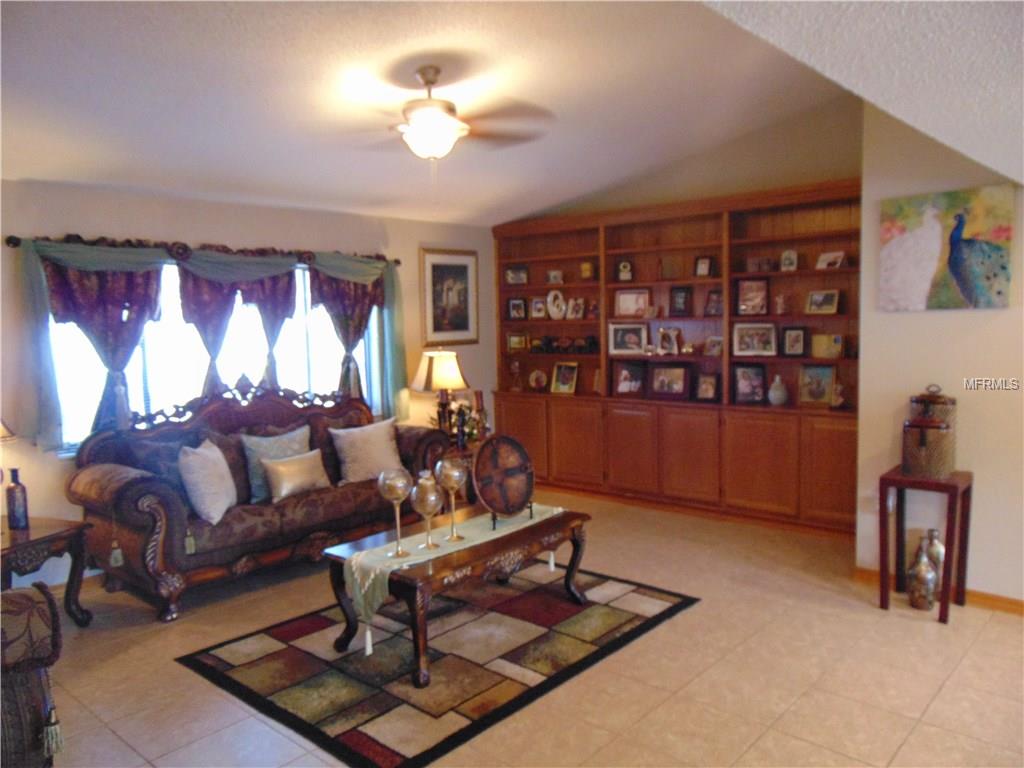 2524 LANDOVER BOULEVARD, SPRING HILL, Florida 34608, 3 Bedrooms Bedrooms, 6 Rooms Rooms,2 BathroomsBathrooms,Residential,For sale,LANDOVER,W7637825