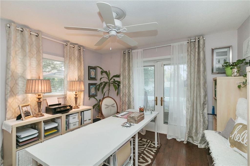 712 MONMOUTH WAY, WINTER PARK, Florida 32792, 5 Bedrooms Bedrooms, 10 Rooms Rooms,3 BathroomsBathrooms,Residential,For sale,MONMOUTH,O5561957